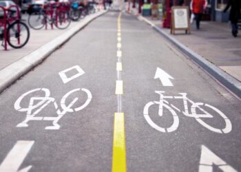 LE PISTE CICLABILI: gli aspetti tecnici