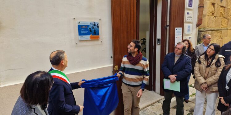 Mazara, apre l’Ufficio Relazioni con il Pubblico. Cerimonia di apertura stamani della nuova sede di via Carmine.