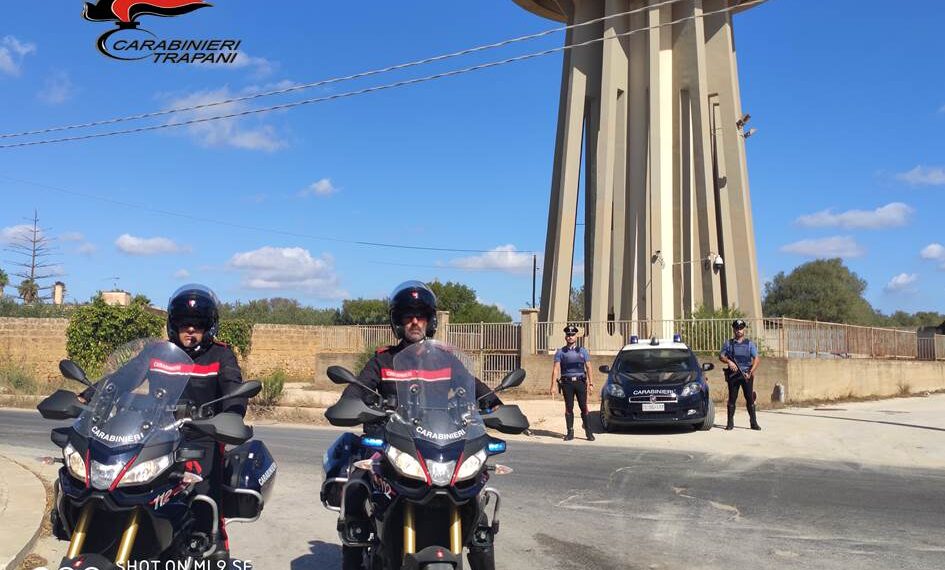 Mazara: evadono dai domiciliari e vengono sorpresi in auto con droga al seguito e senza patente