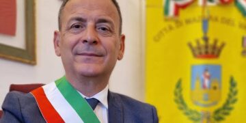 Roditori a scuola in Via Livorno e via Potenza. Quinci: «Basta scaricare le responsabilità sul Comune»