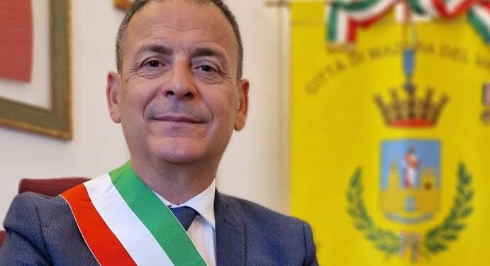 Roditori a scuola in Via Livorno e via Potenza. Quinci: «Basta scaricare le responsabilità sul Comune»